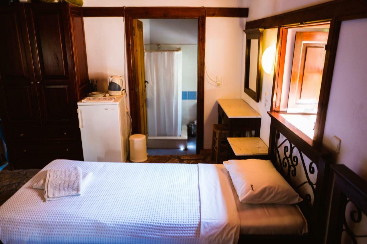 Karnayo Hotell Meyísti Eksteriør bilde